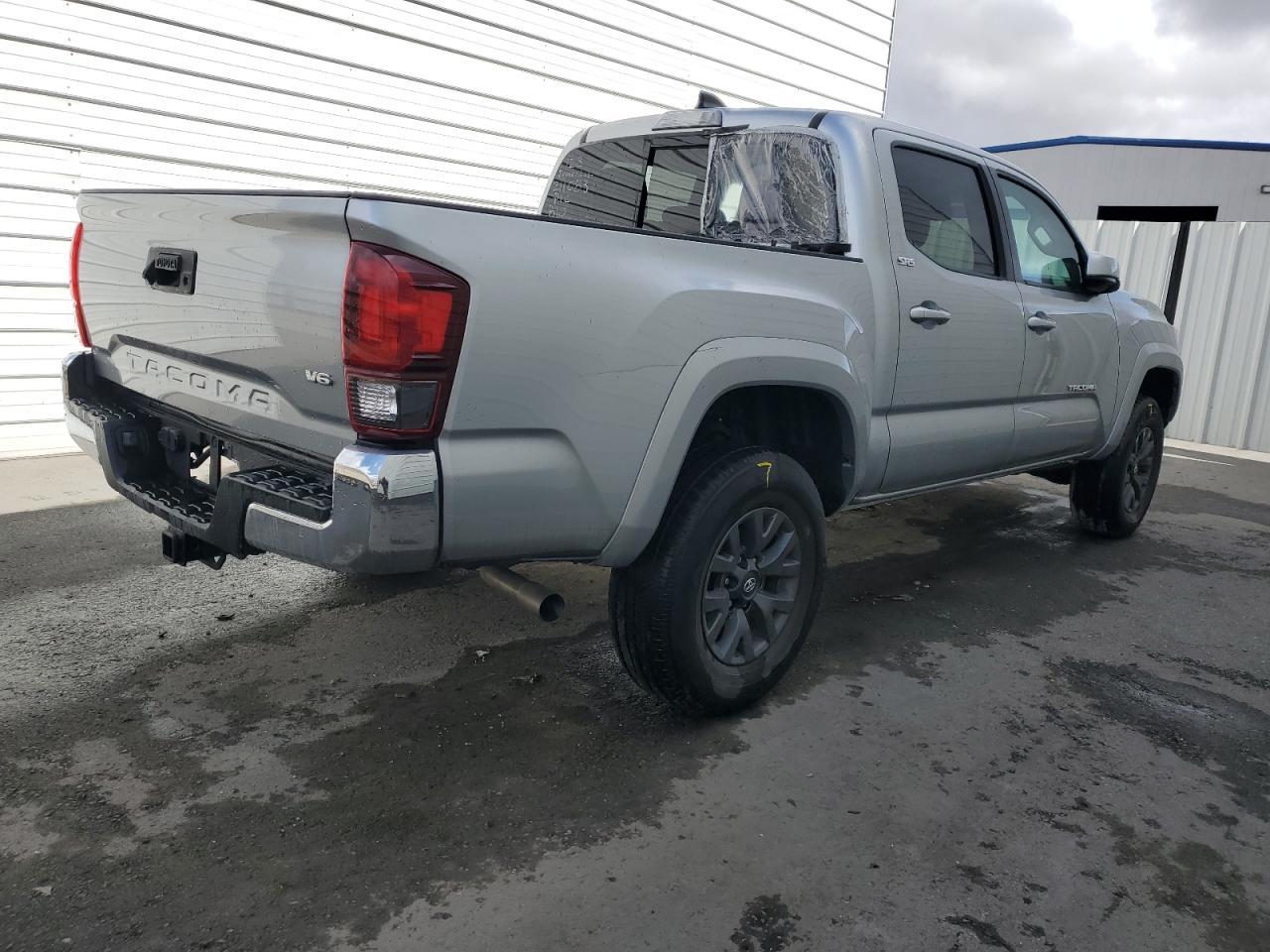 2023 TOYOTA TACOMA DOU - Фото 3