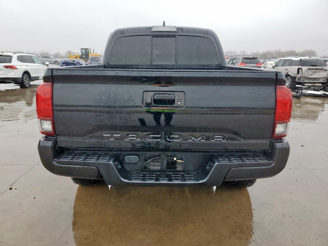 2018 TOYOTA TACOMA DOU - Image 6