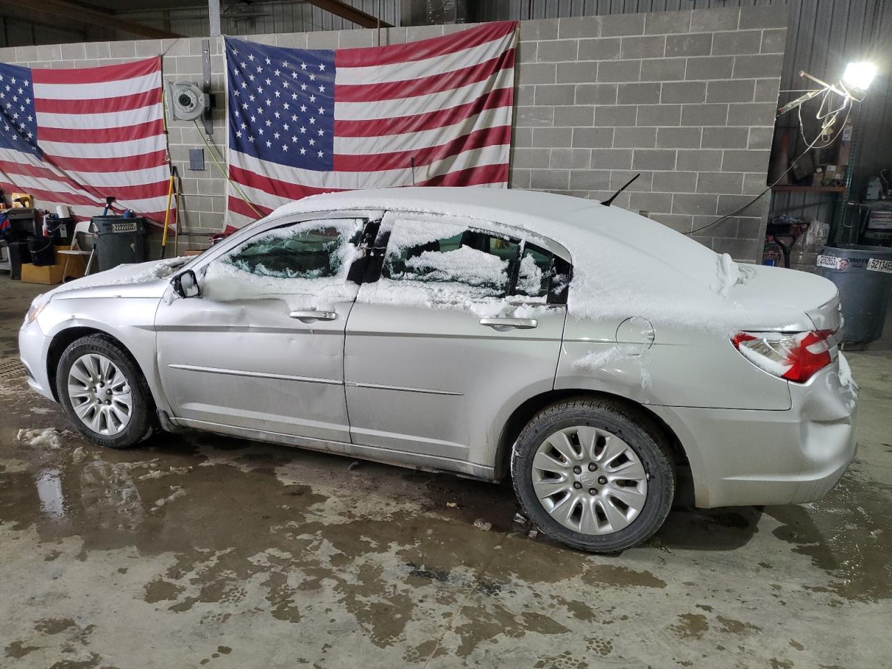 2012 CHRYSLER 200 LX - Image 2