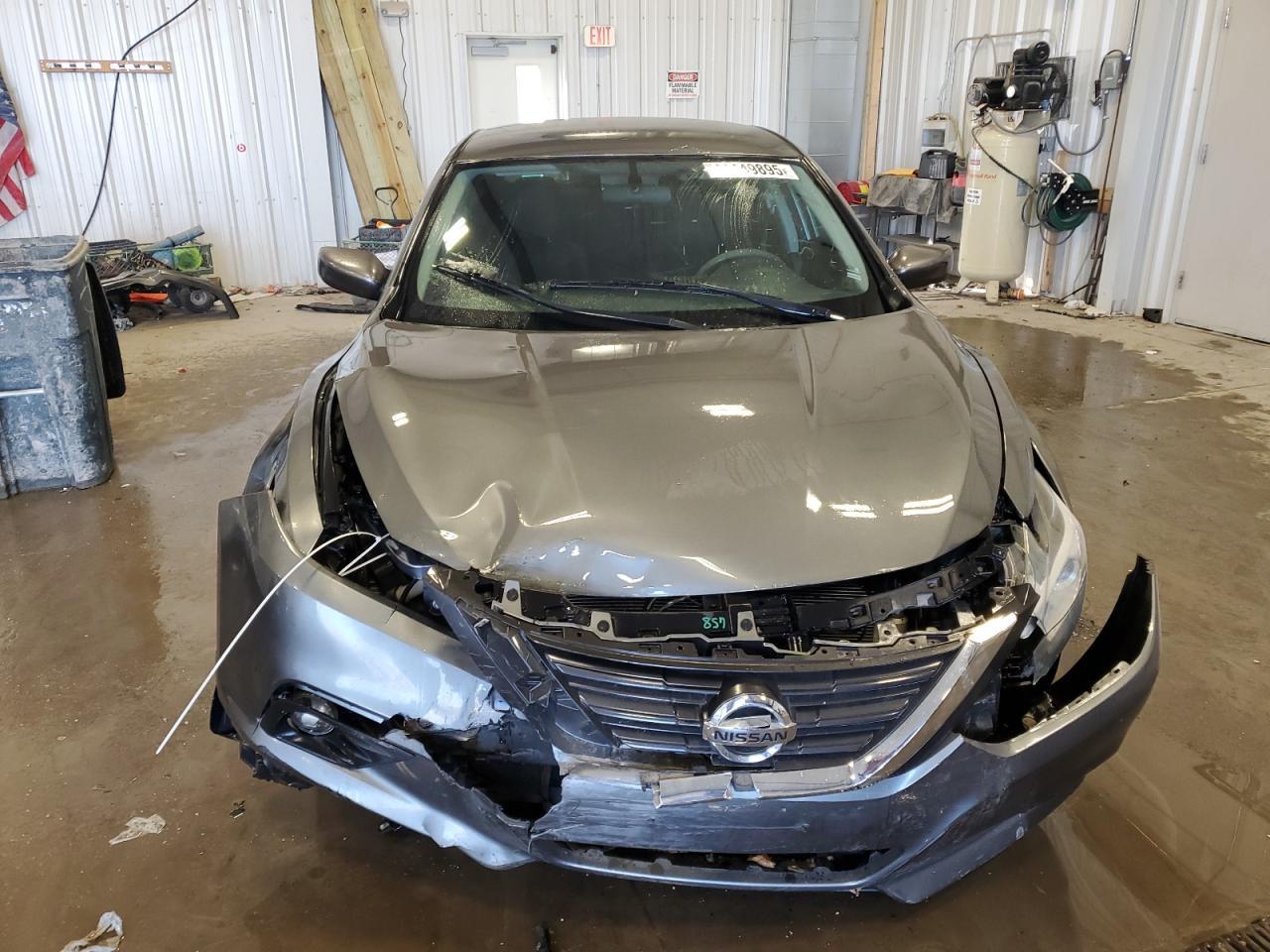 2017 NISSAN ALTIMA 2.5 - Фото 5