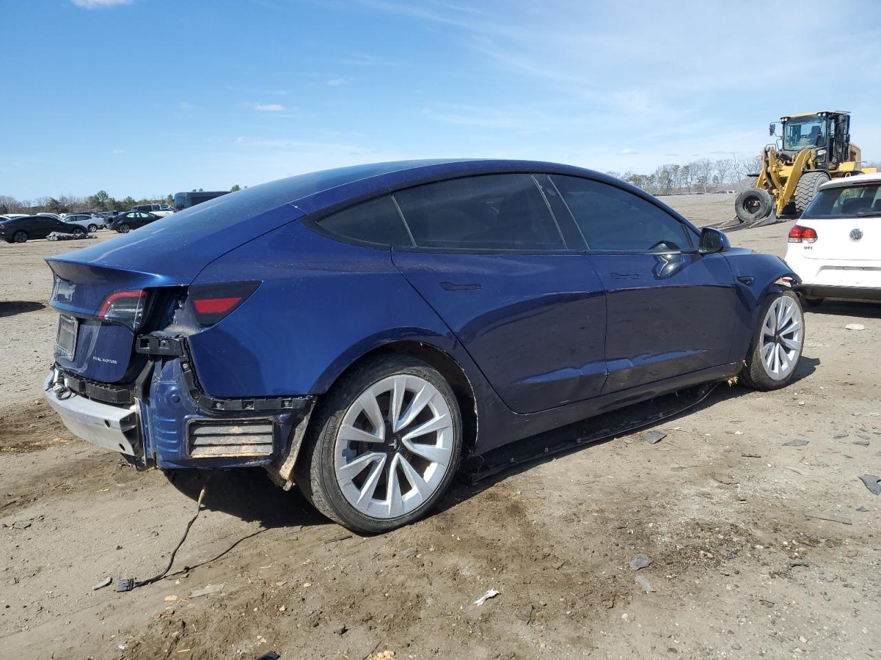 2022 TESLA MODEL 3 - Image 3