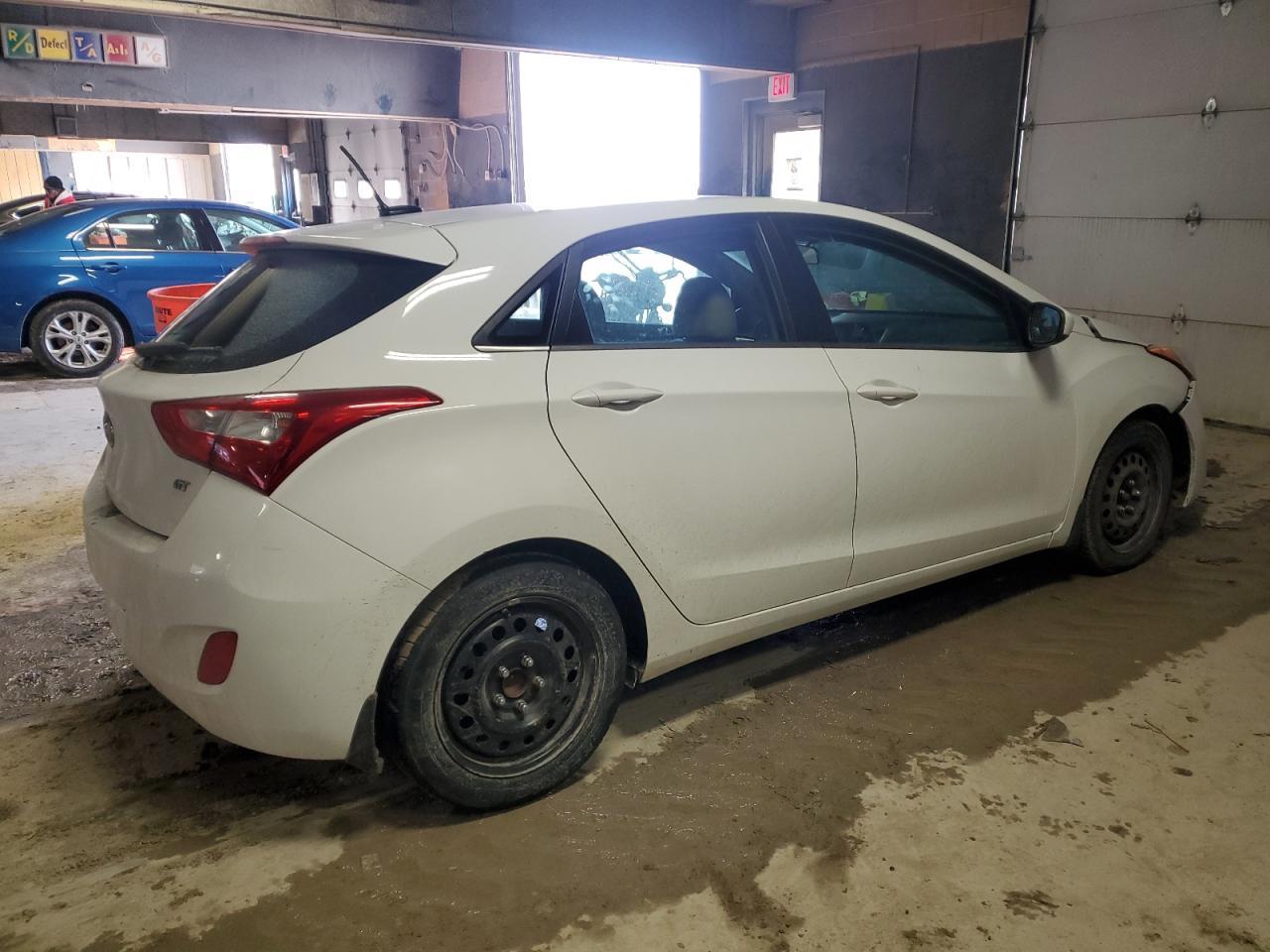 2016 HYUNDAI ELANTRA GT - Фото 3
