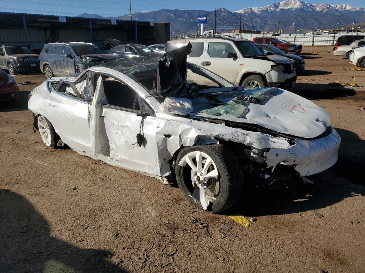 2019 TESLA MODEL 3 - Image 4