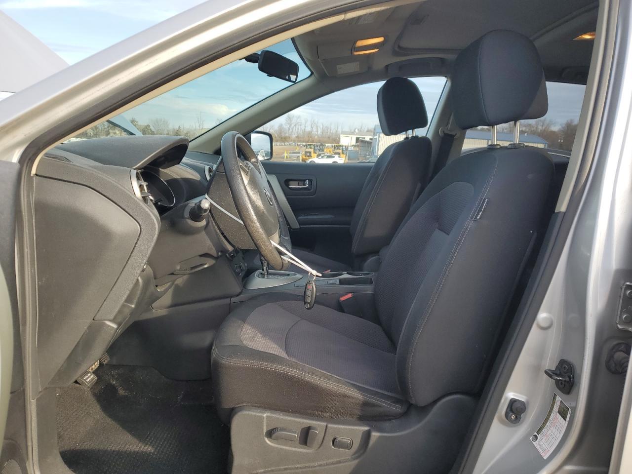2013 NISSAN ROGUE S - Фото 7