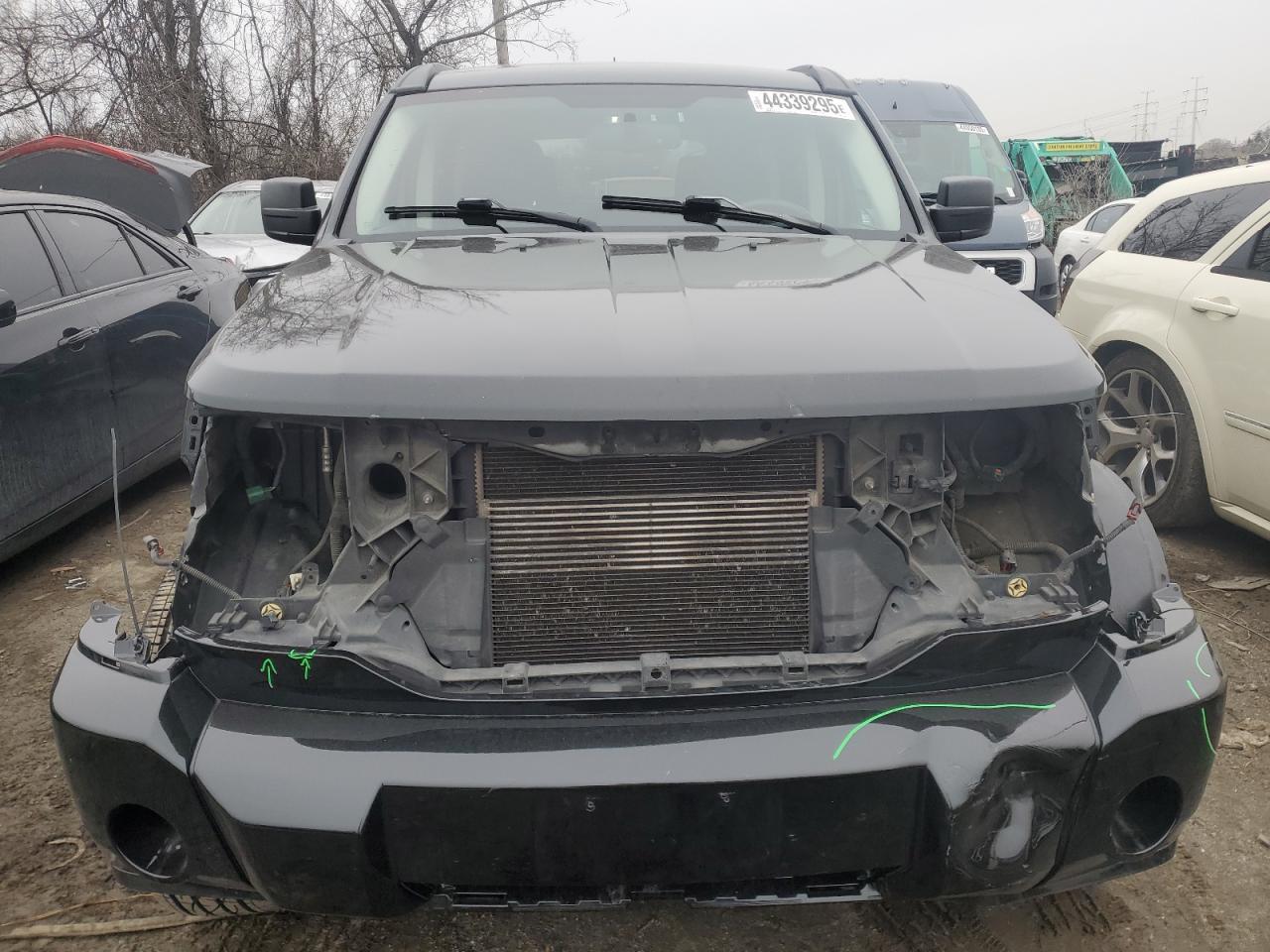 2010 DODGE NITRO SXT - Image 5