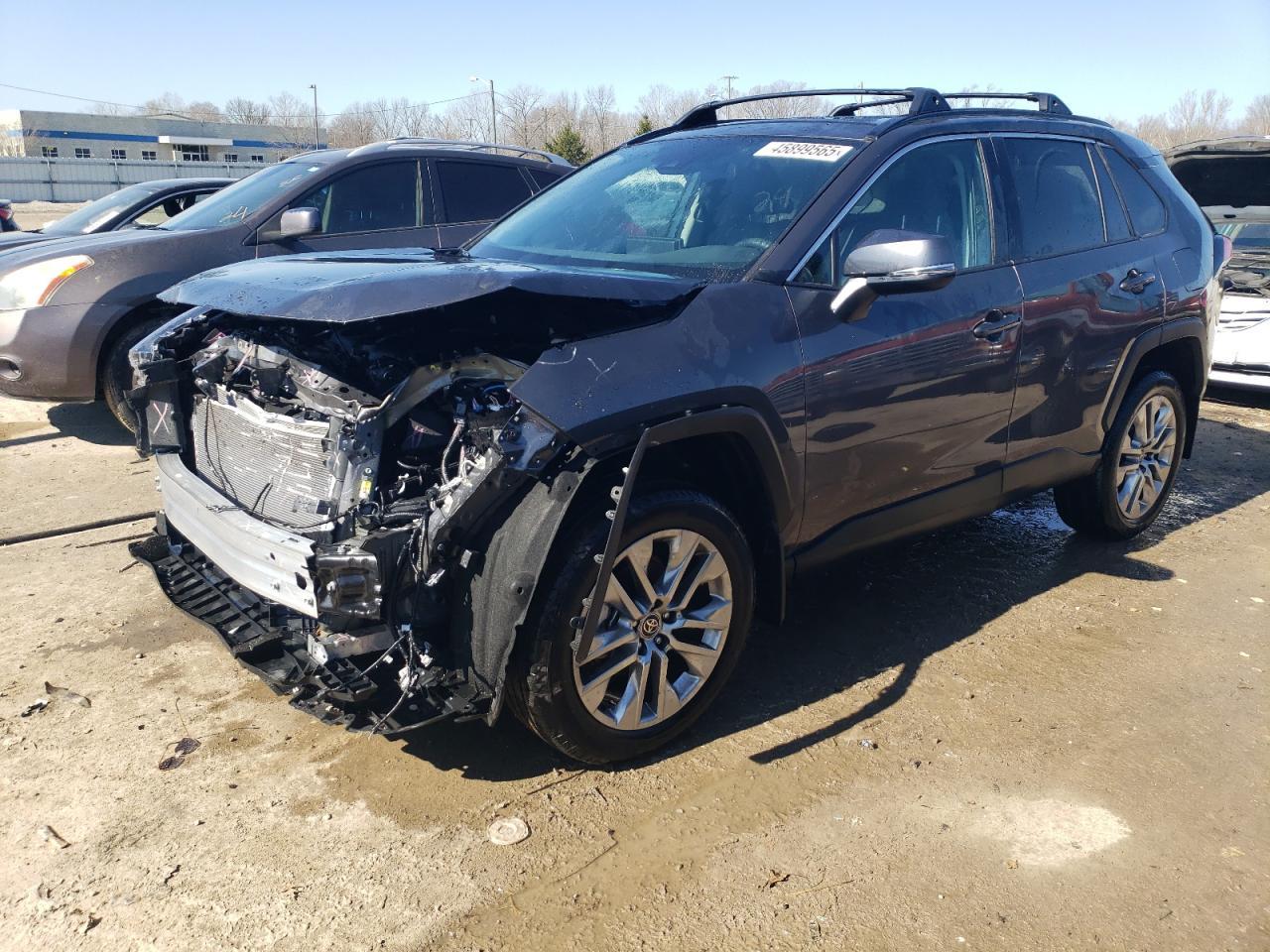 2024 TOYOTA RAV4 XLE P