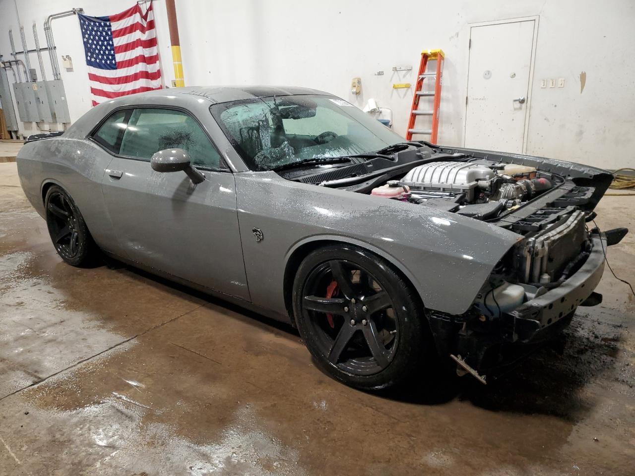 2017 DODGE CHALLENGER - Image 4