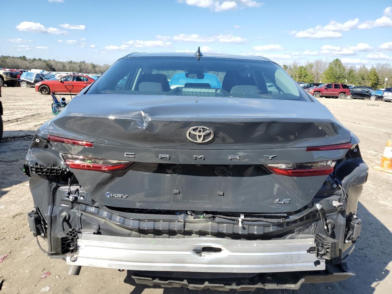 2025 TOYOTA CAMRY XSE - Фото 6