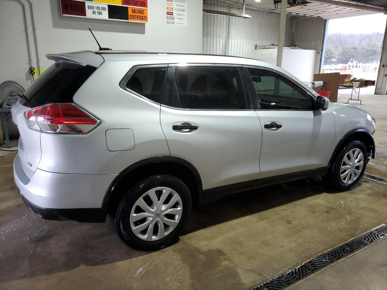 2016 NISSAN ROGUE S - Фото 3