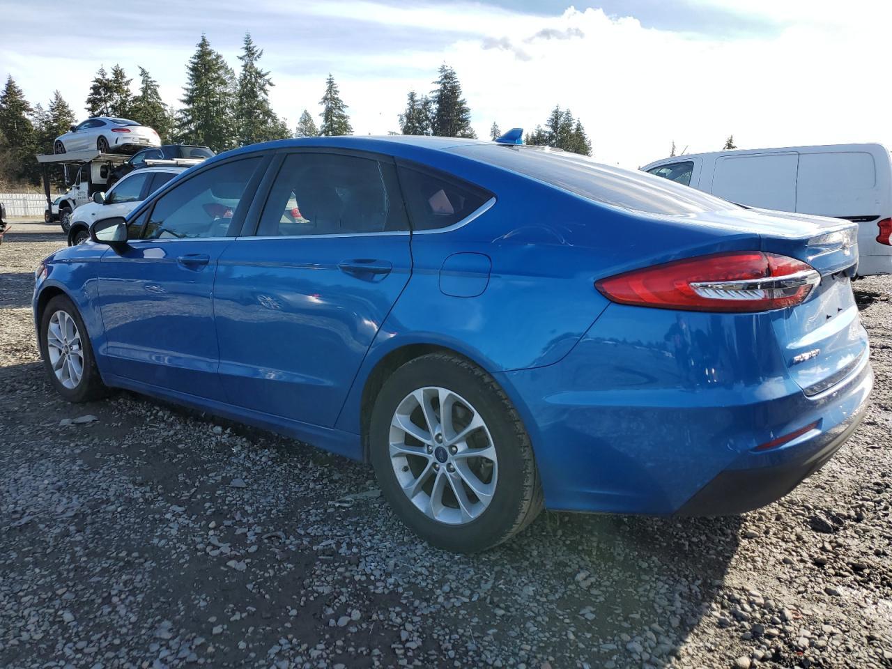 2020 FORD FUSION SE - Image 2