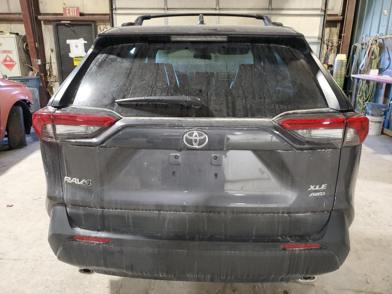 2024 TOYOTA RAV4 XLE P - Image 6