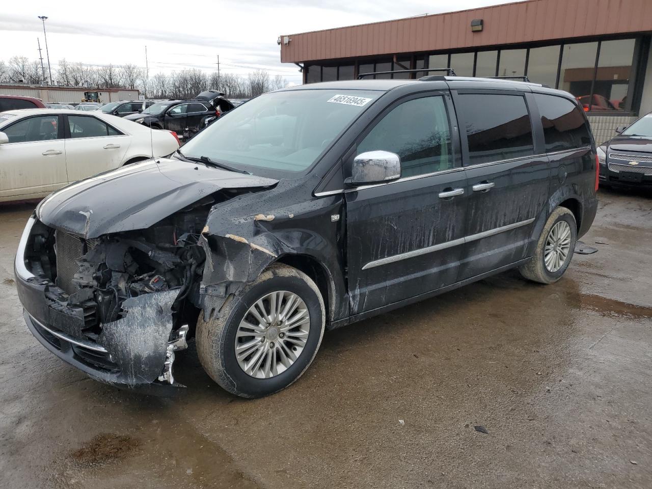 2014 CHRYSLER TOWN & COU
