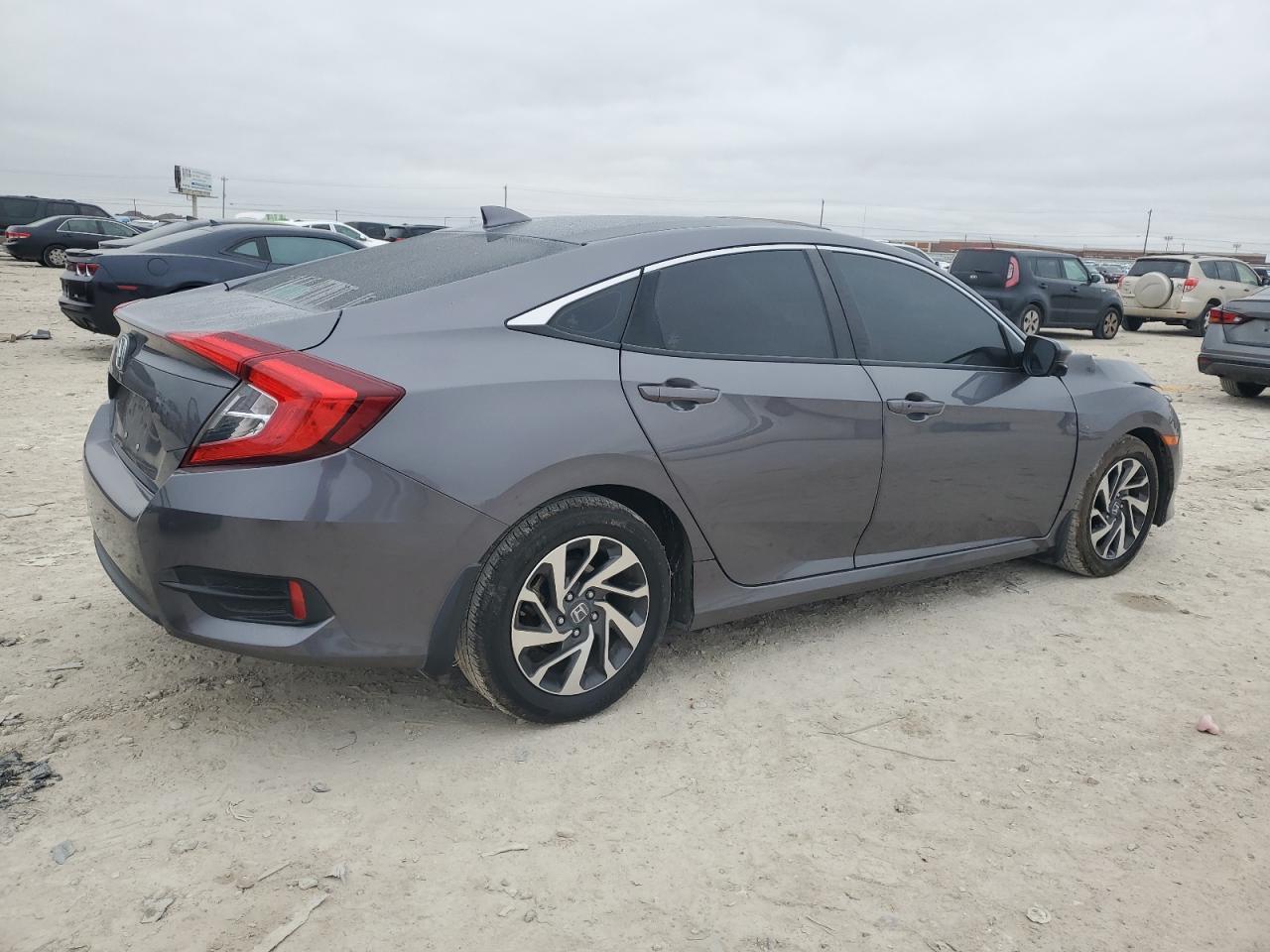 2018 HONDA CIVIC EX - Фото 3
