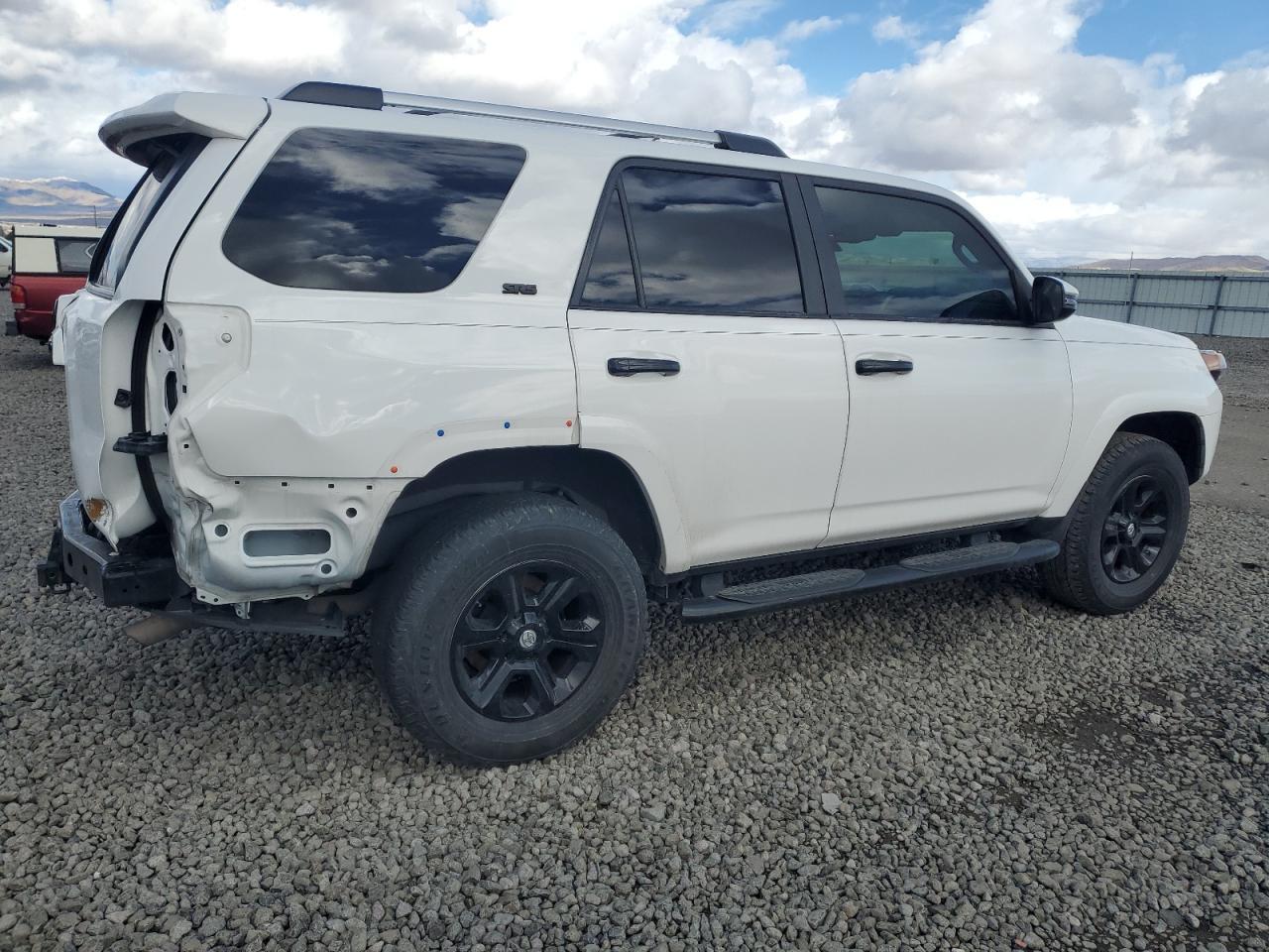 2020 TOYOTA 4RUNNER SR - Image 3
