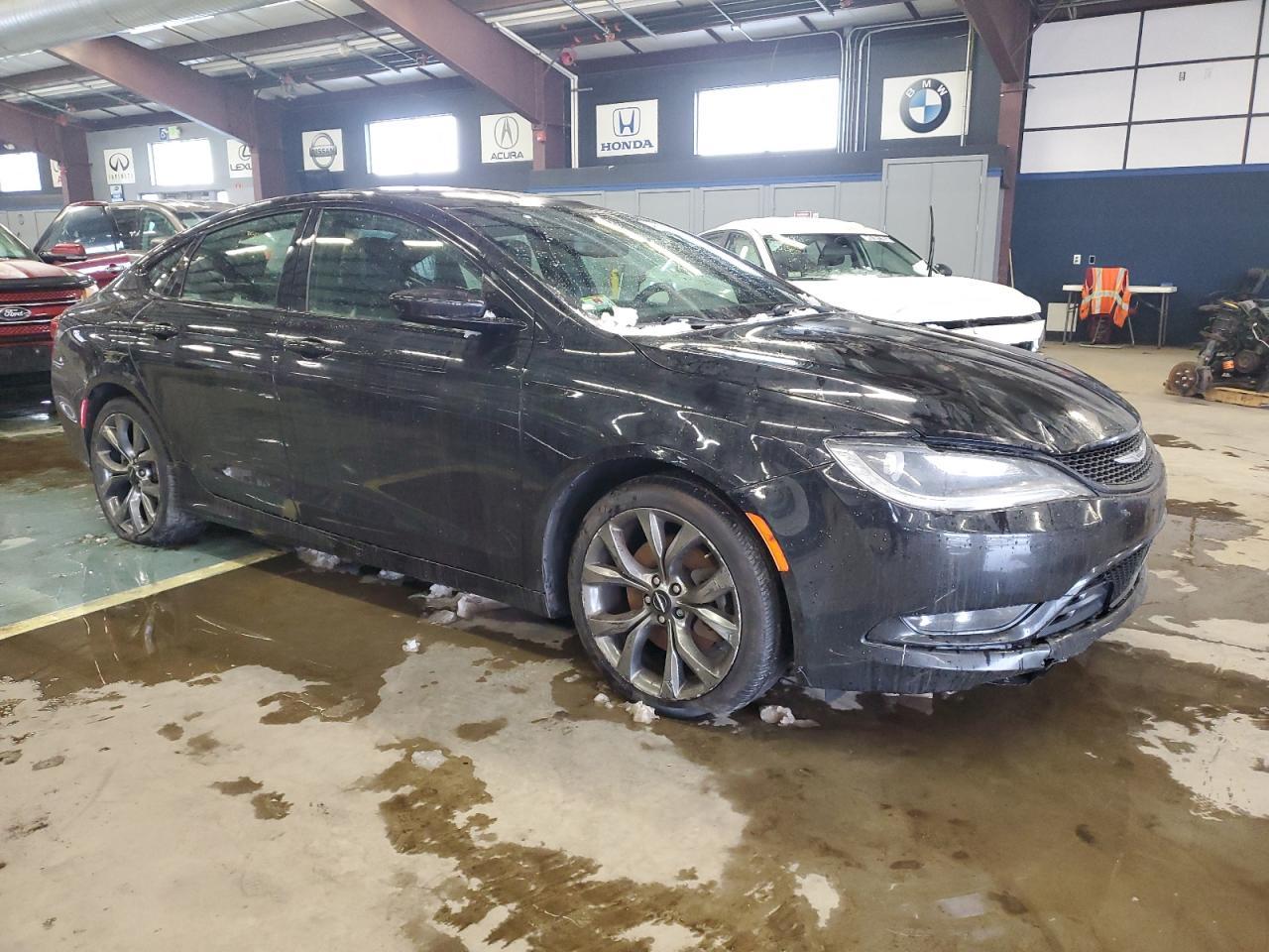2015 CHRYSLER 200 S - Image 4