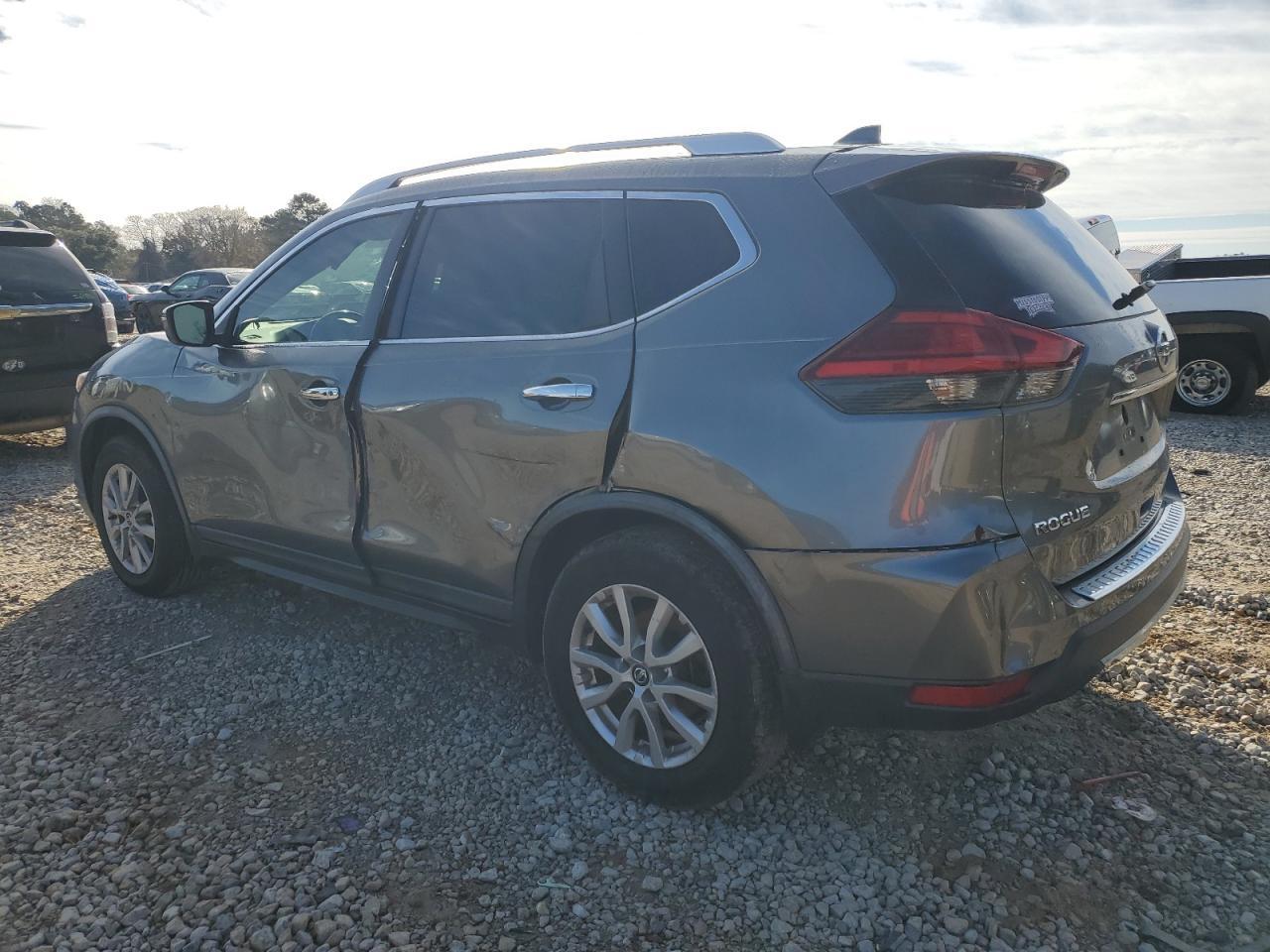2017 NISSAN ROGUE S - Фото 2