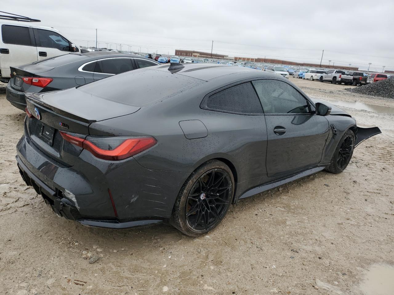 2022 BMW M4 COMPETI - Фото 3