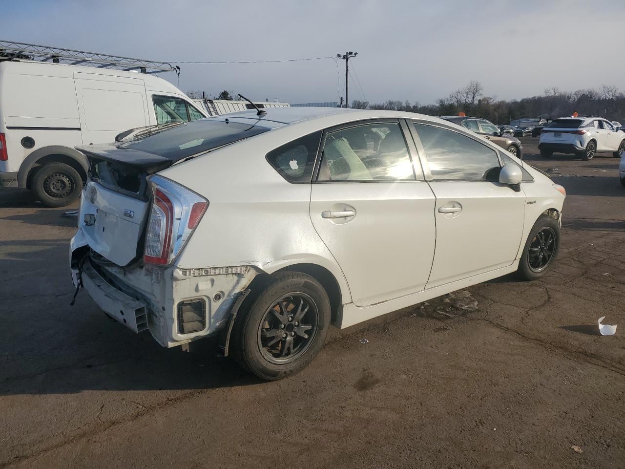 2015 TOYOTA PRIUS - Image 3