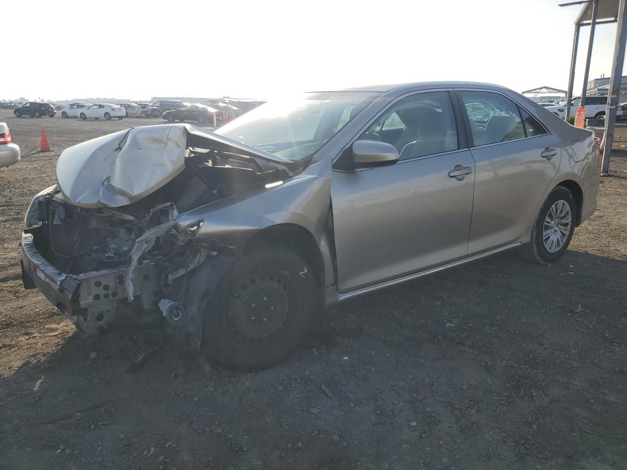 2013 TOYOTA CAMRY L
