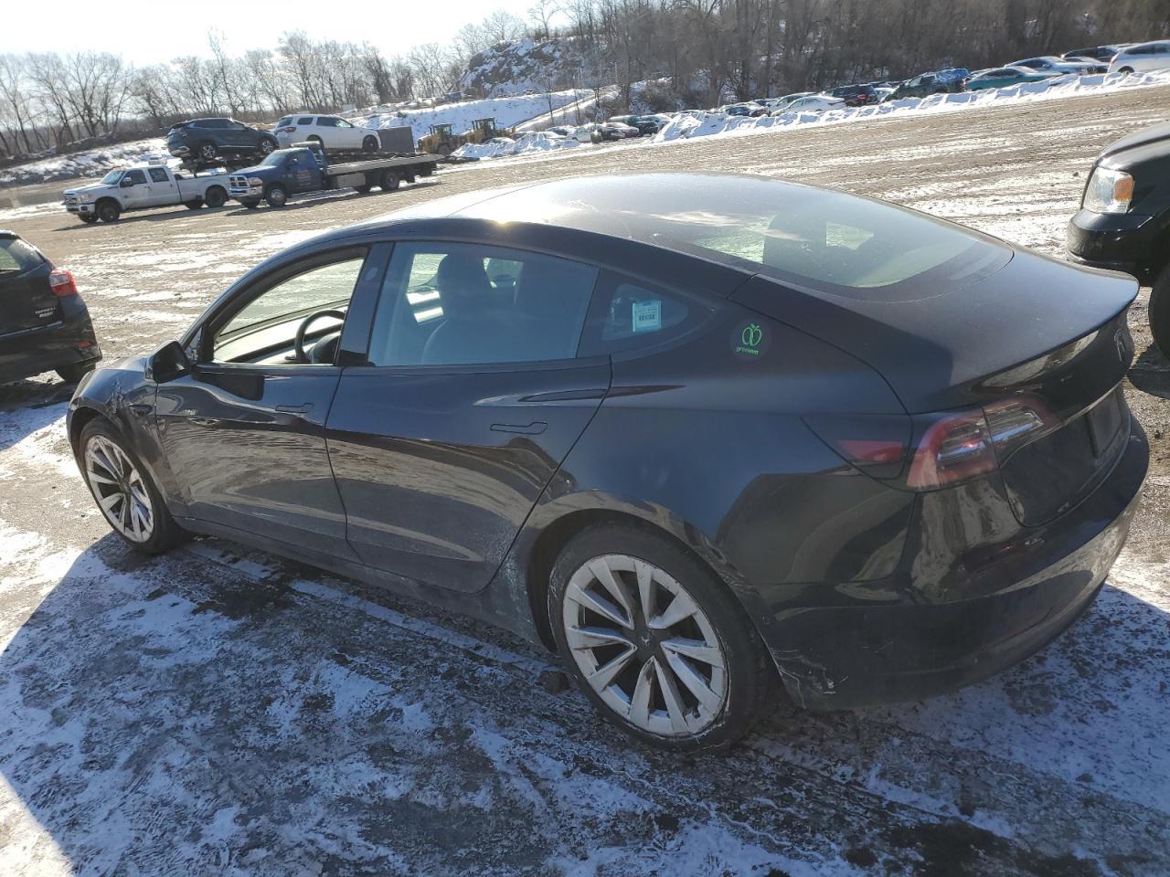 2021 TESLA MODEL 3 - Фото 2