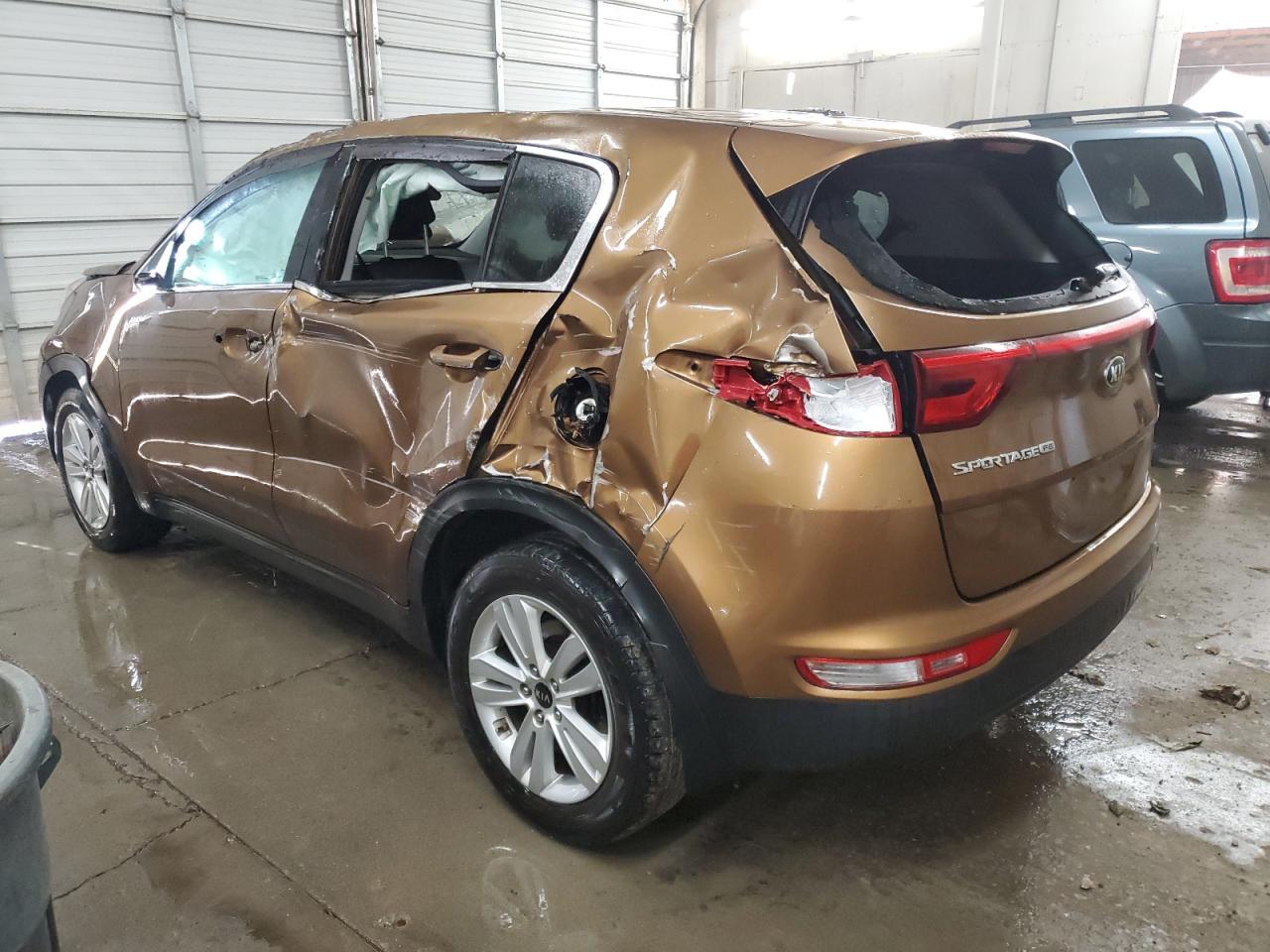 2017 KIA SPORTAGE L - Image 2