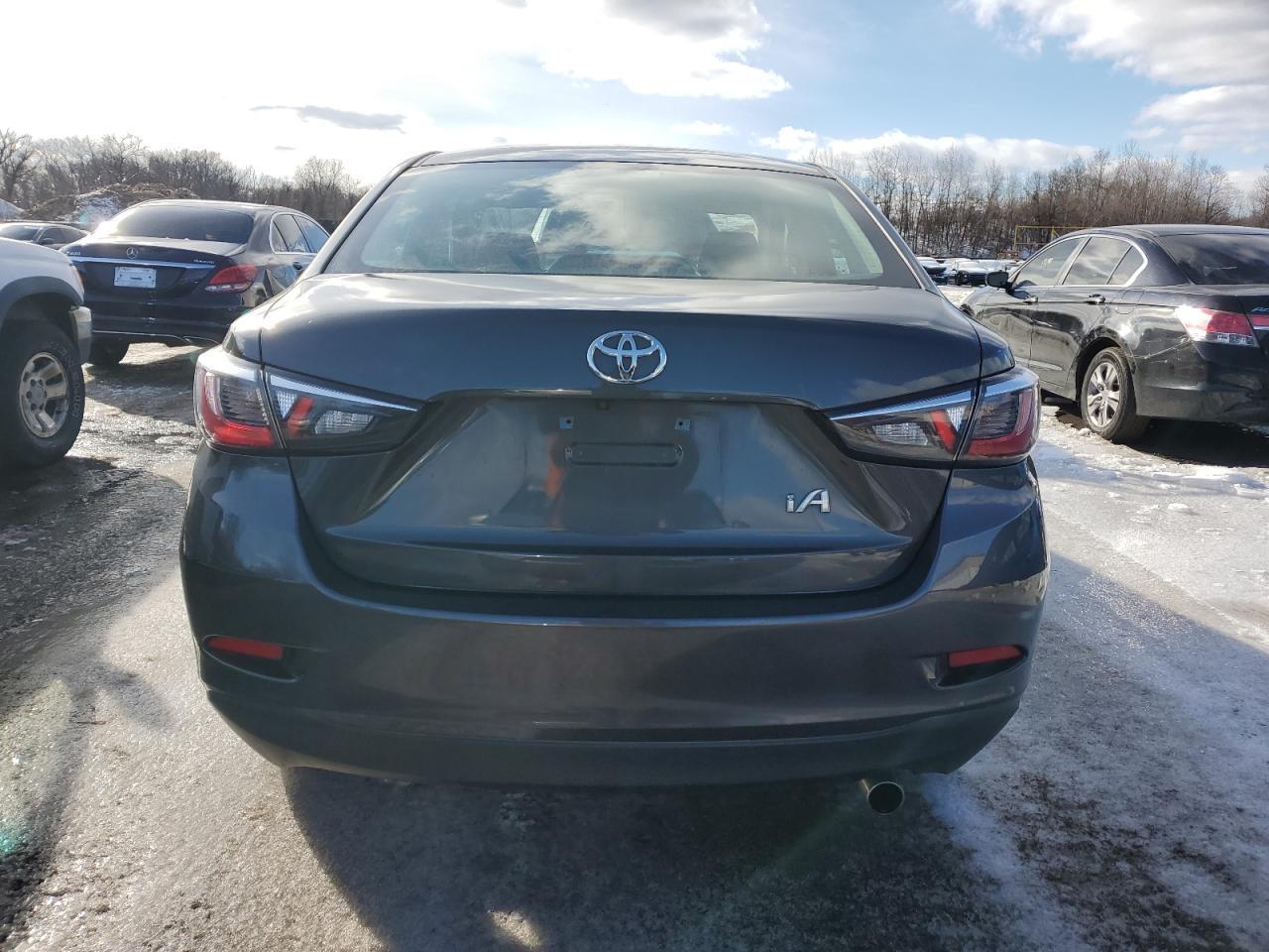 2017 TOYOTA YARIS IA - Image 6