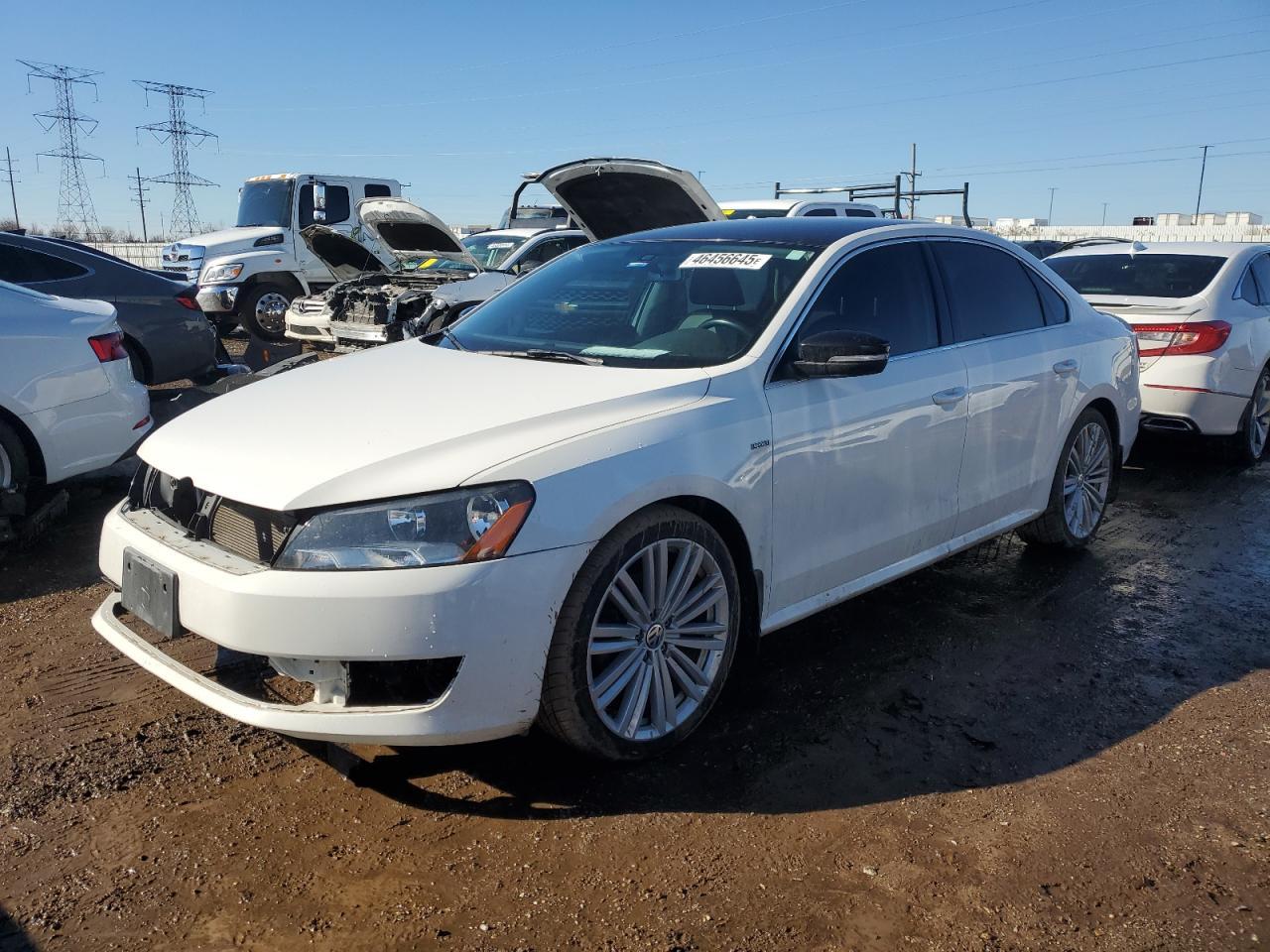 2015 VOLKSWAGEN PASSAT SE