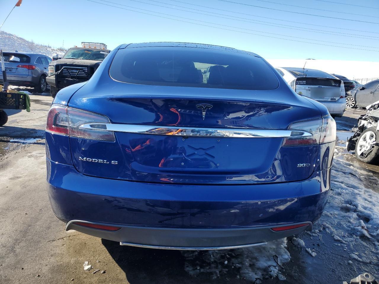 2015 TESLA MODEL S - Фото 6