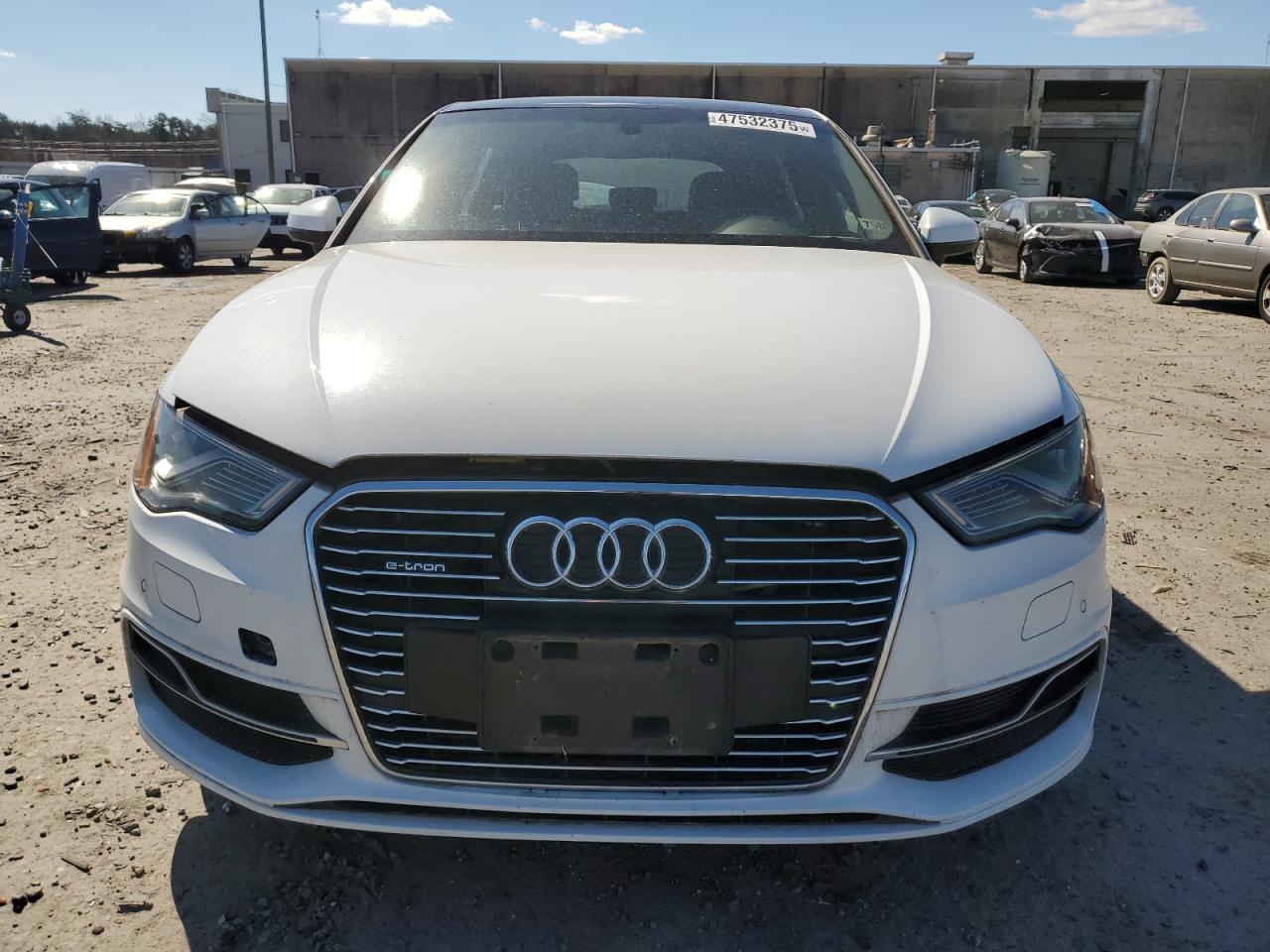 2016 AUDI A3 E-TRON - Image 5