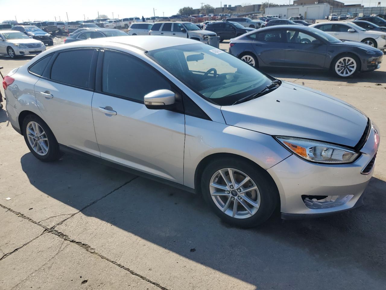 2016 FORD FOCUS SE - Image 4
