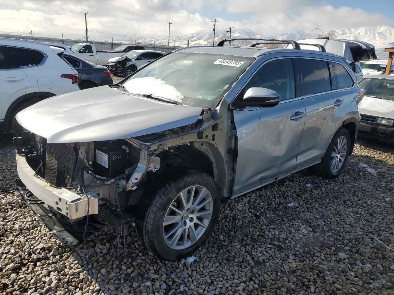 2015 TOYOTA HIGHLANDER
