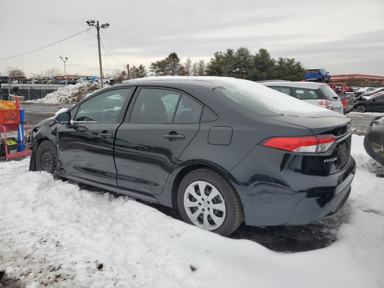 2022 TOYOTA COROLLA LE - Фото 2