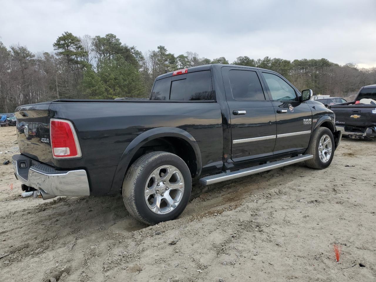 2014 RAM 1500 LARAM - Image 3