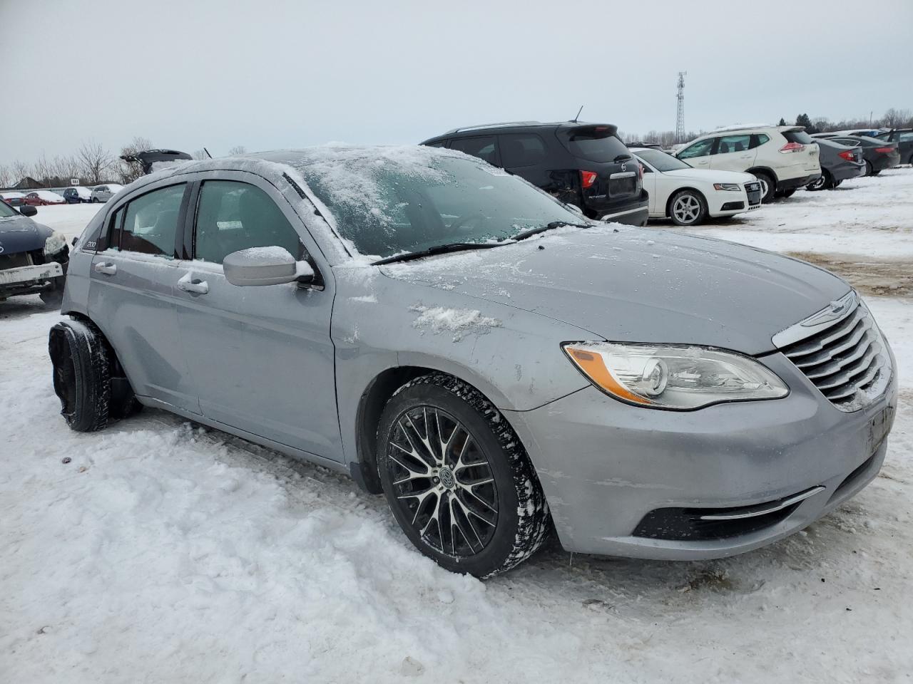 2013 CHRYSLER 200 LX - Фото 4