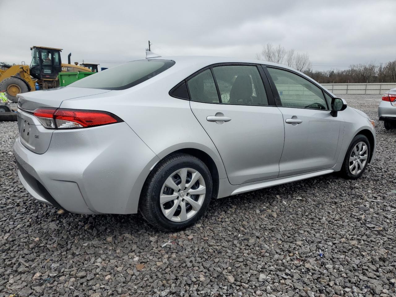 2020 TOYOTA COROLLA LE - Фото 3