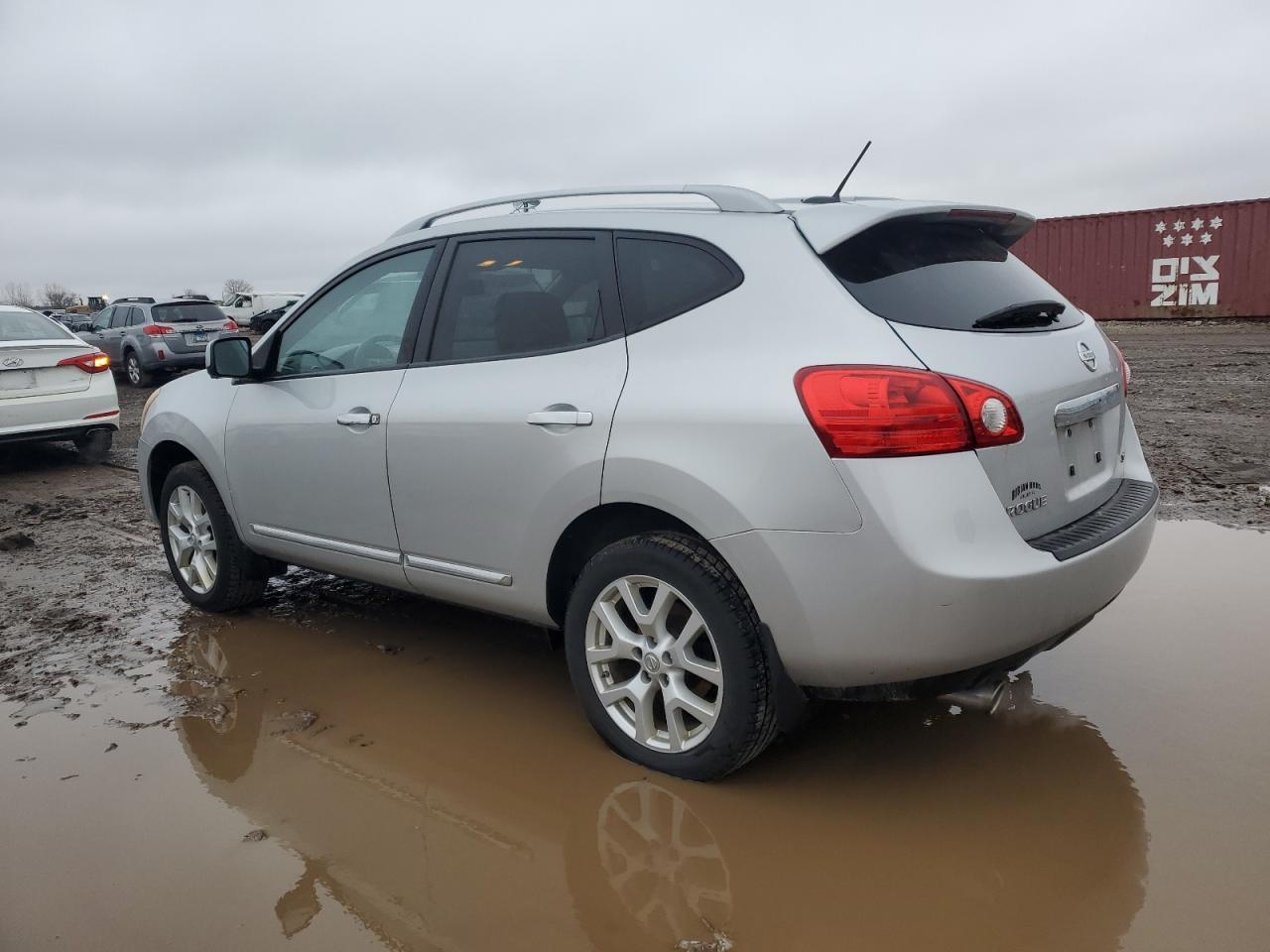 2013 NISSAN ROGUE S - Фото 2