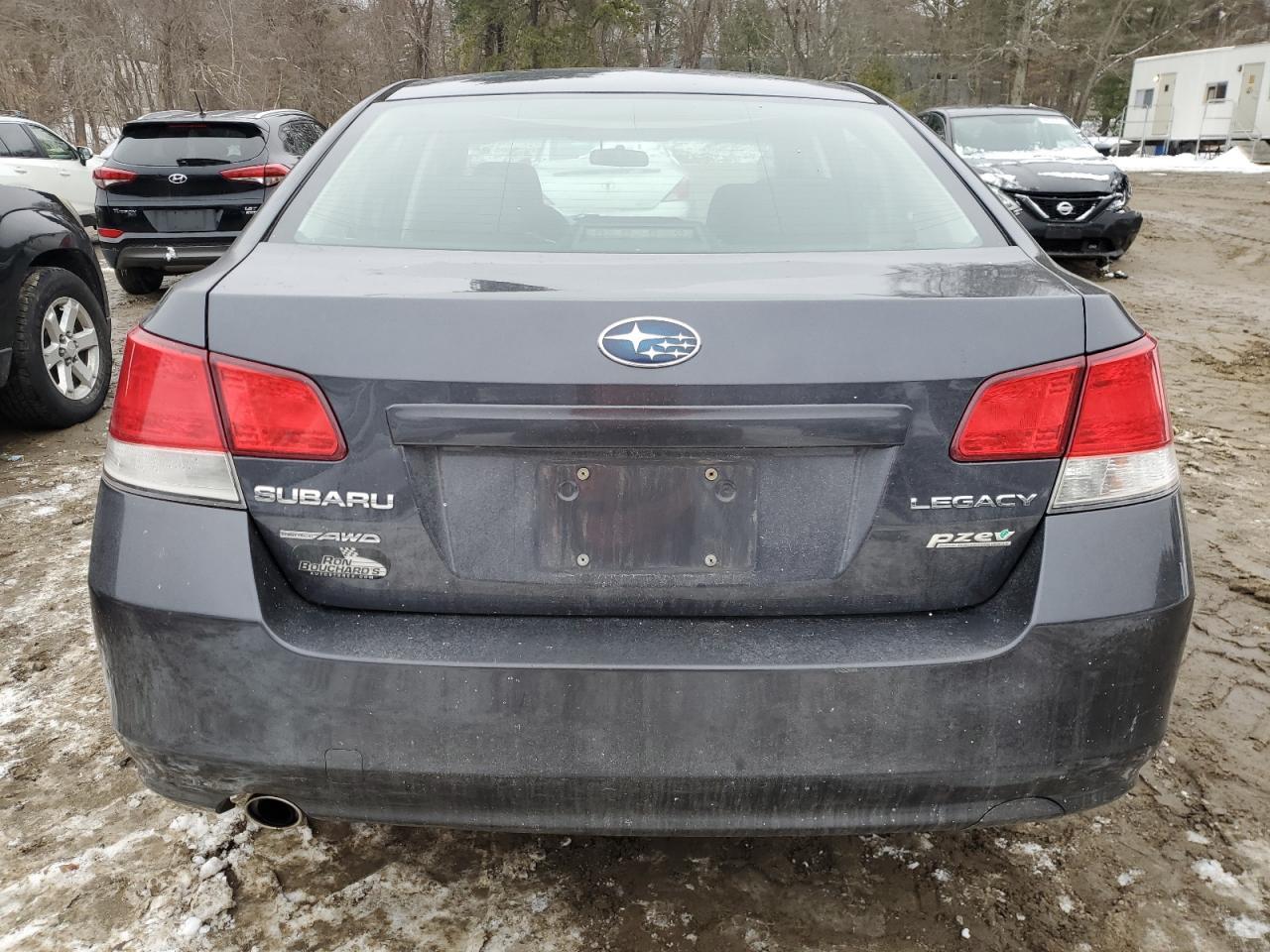 2011 SUBARU LEGACY 2.5 - Image 6