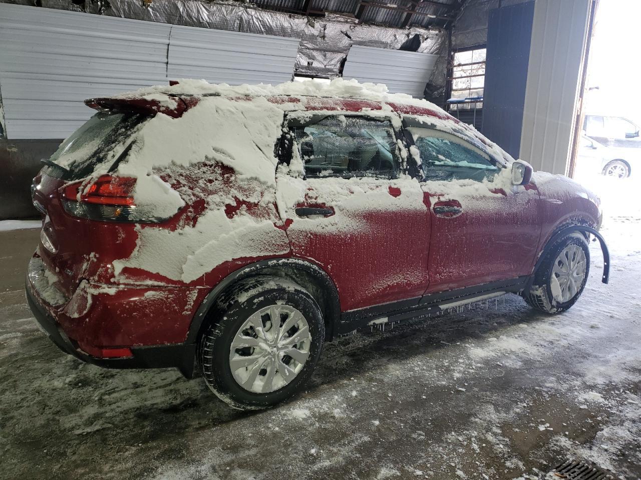 2017 NISSAN ROGUE S - Фото 3