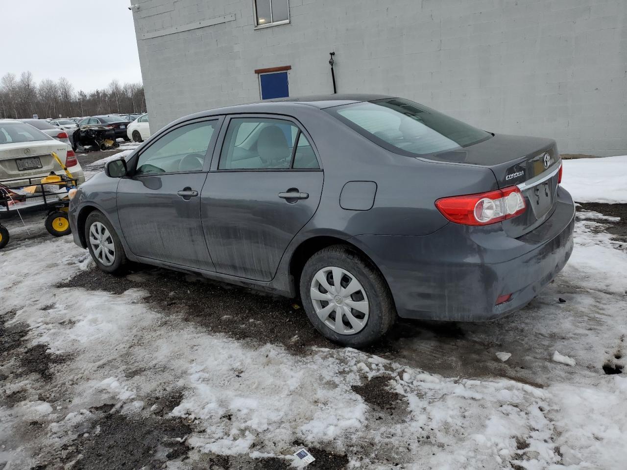 2013 TOYOTA COROLLA BA - Image 2