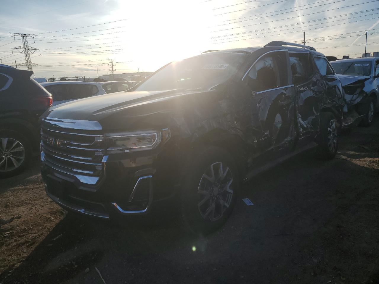 2023 GMC ACADIA SLT