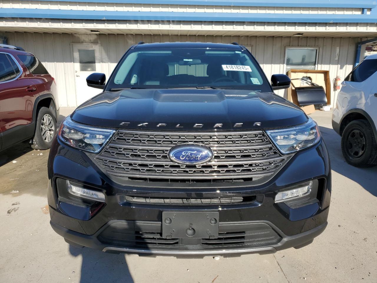 2023 FORD EXPLORER X - Image 5