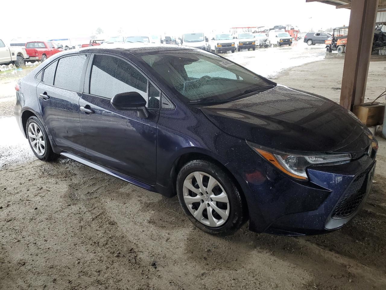2020 TOYOTA COROLLA LE - Фото 4