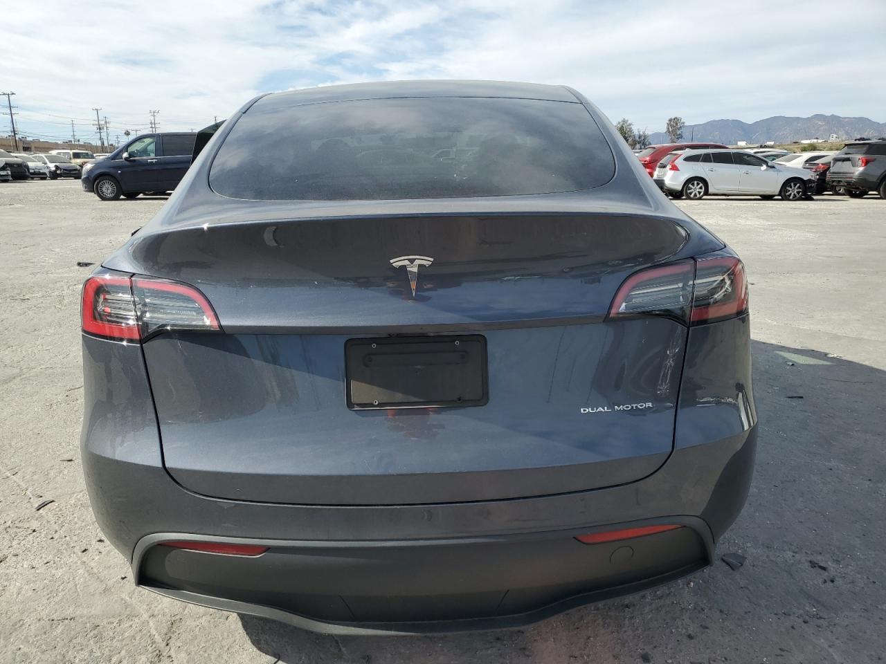 2023 TESLA MODEL Y - Фото 6