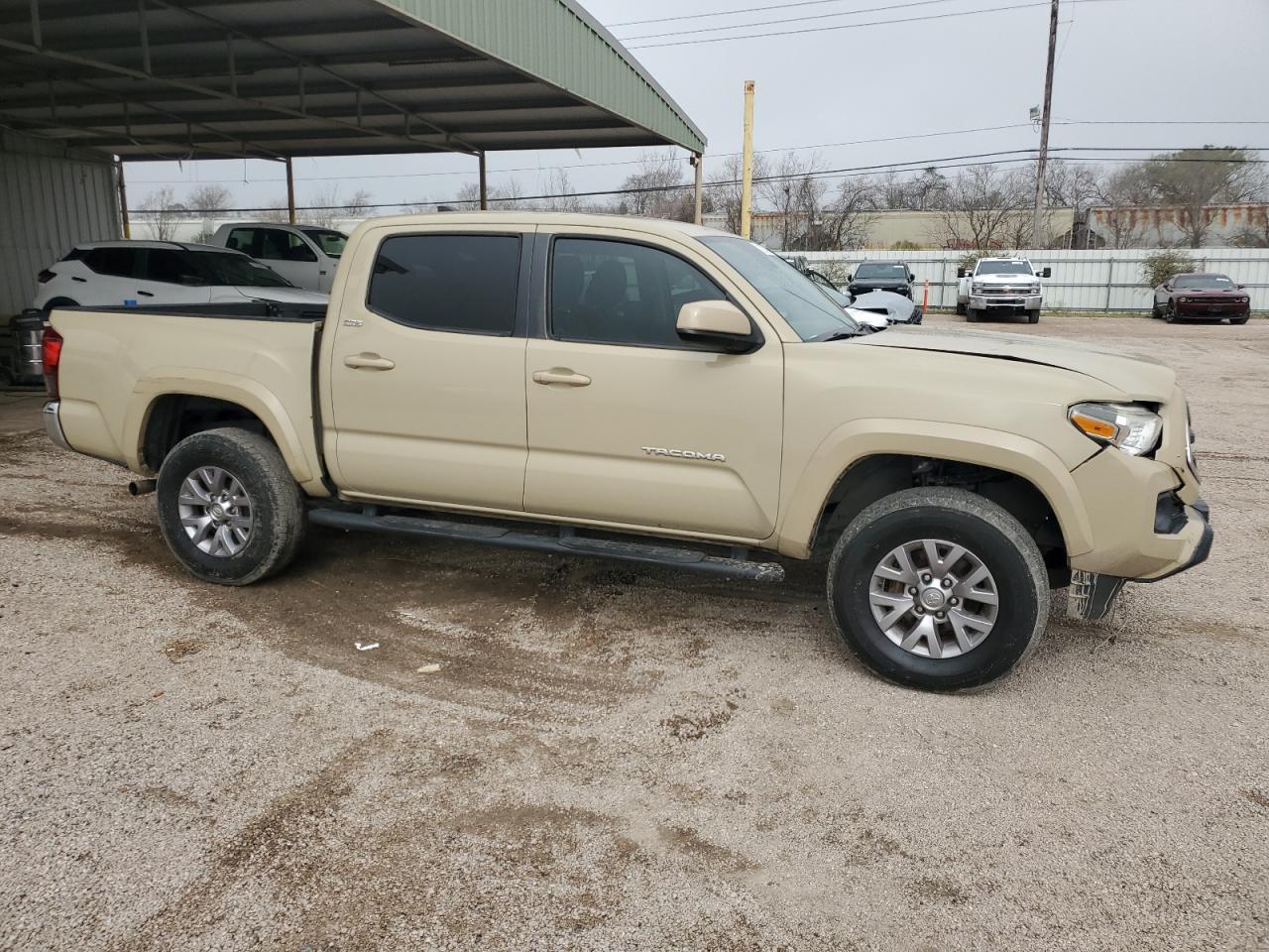 2019 TOYOTA TACOMA DOU - Image 4