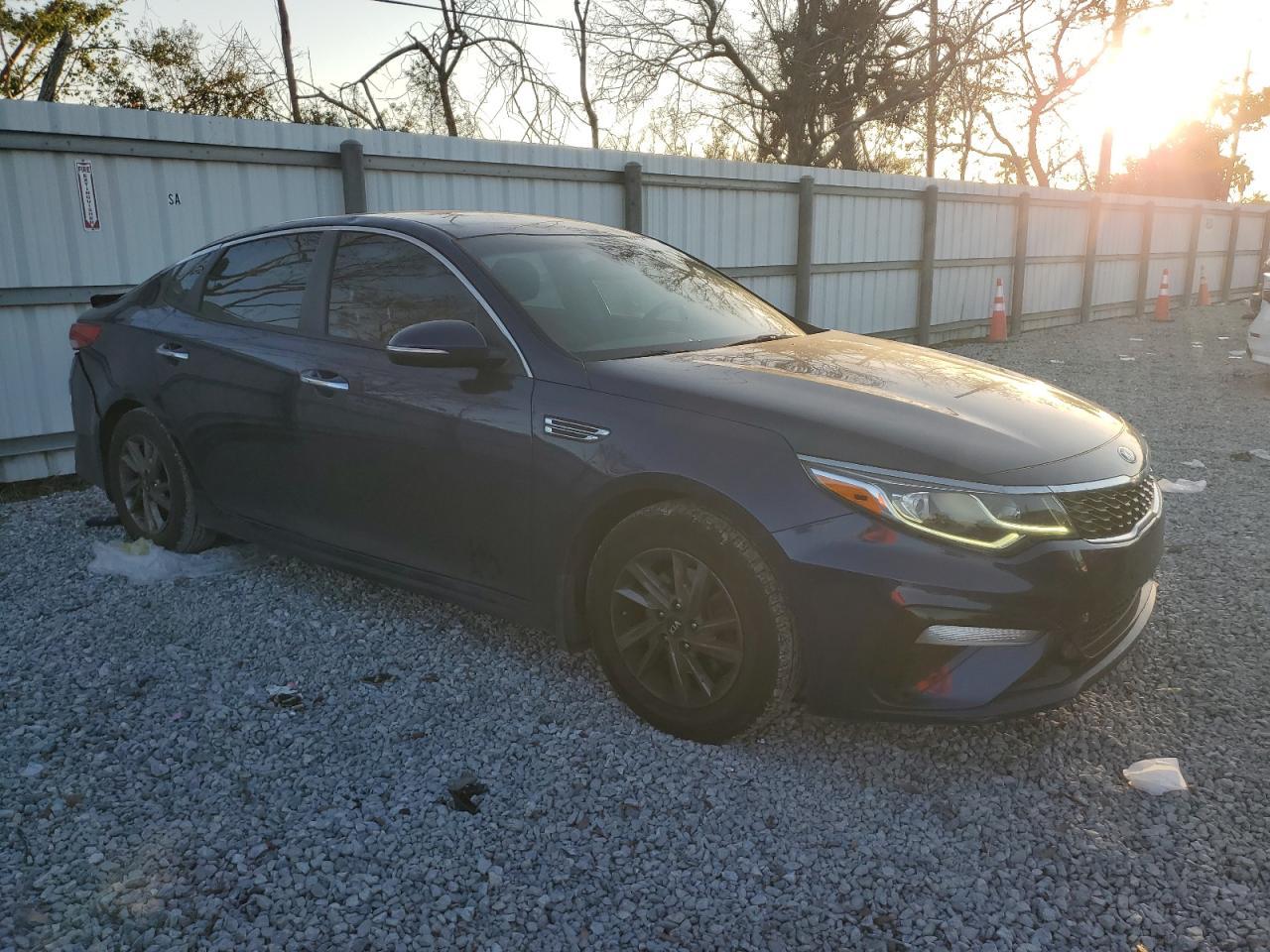 2020 KIA OPTIMA LX - Image 4
