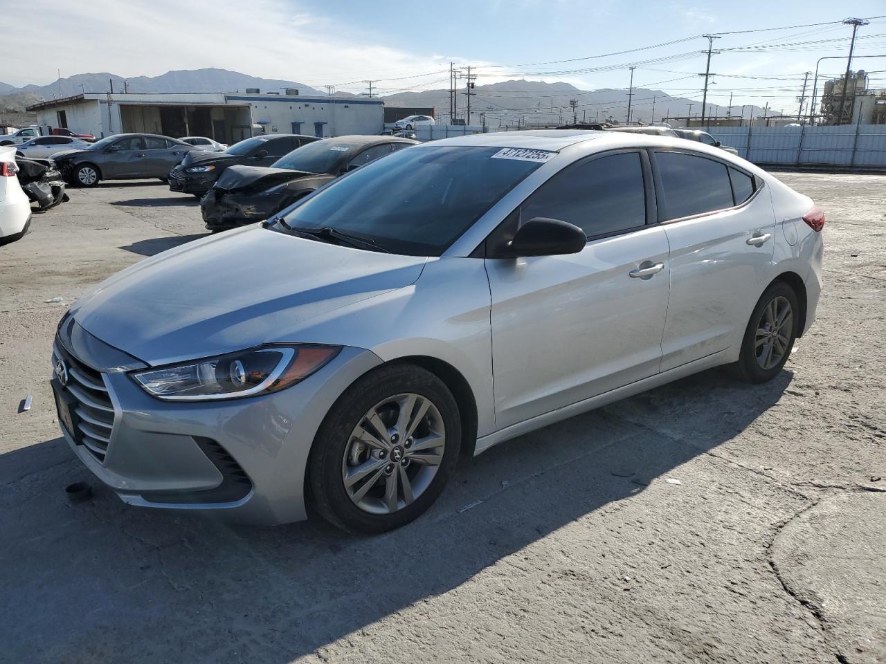 2018 HYUNDAI ELANTRA SE