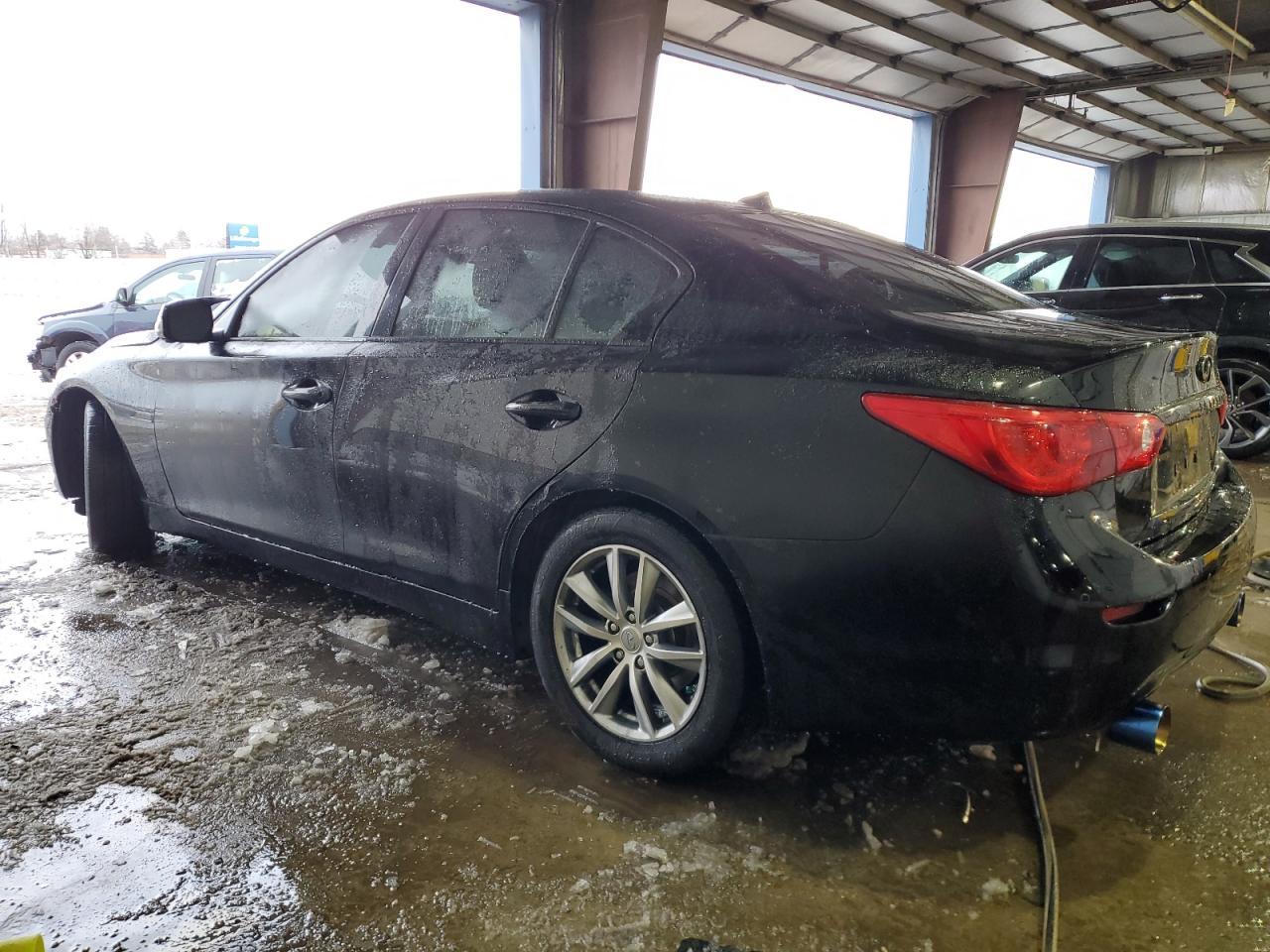 2015 INFINITI Q50 BASE - Фото 2