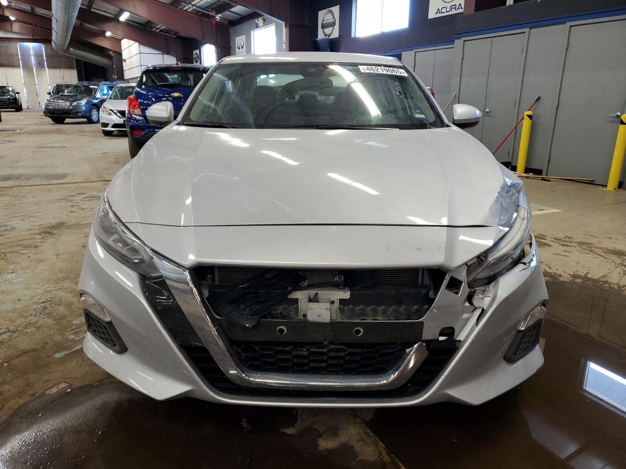2022 NISSAN ALTIMA SV - Image 5
