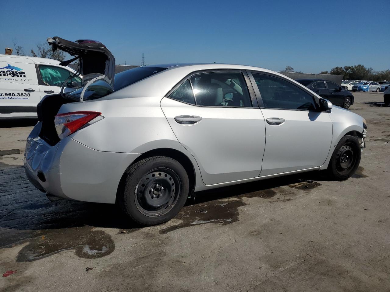 2015 TOYOTA COROLLA L - Image 3