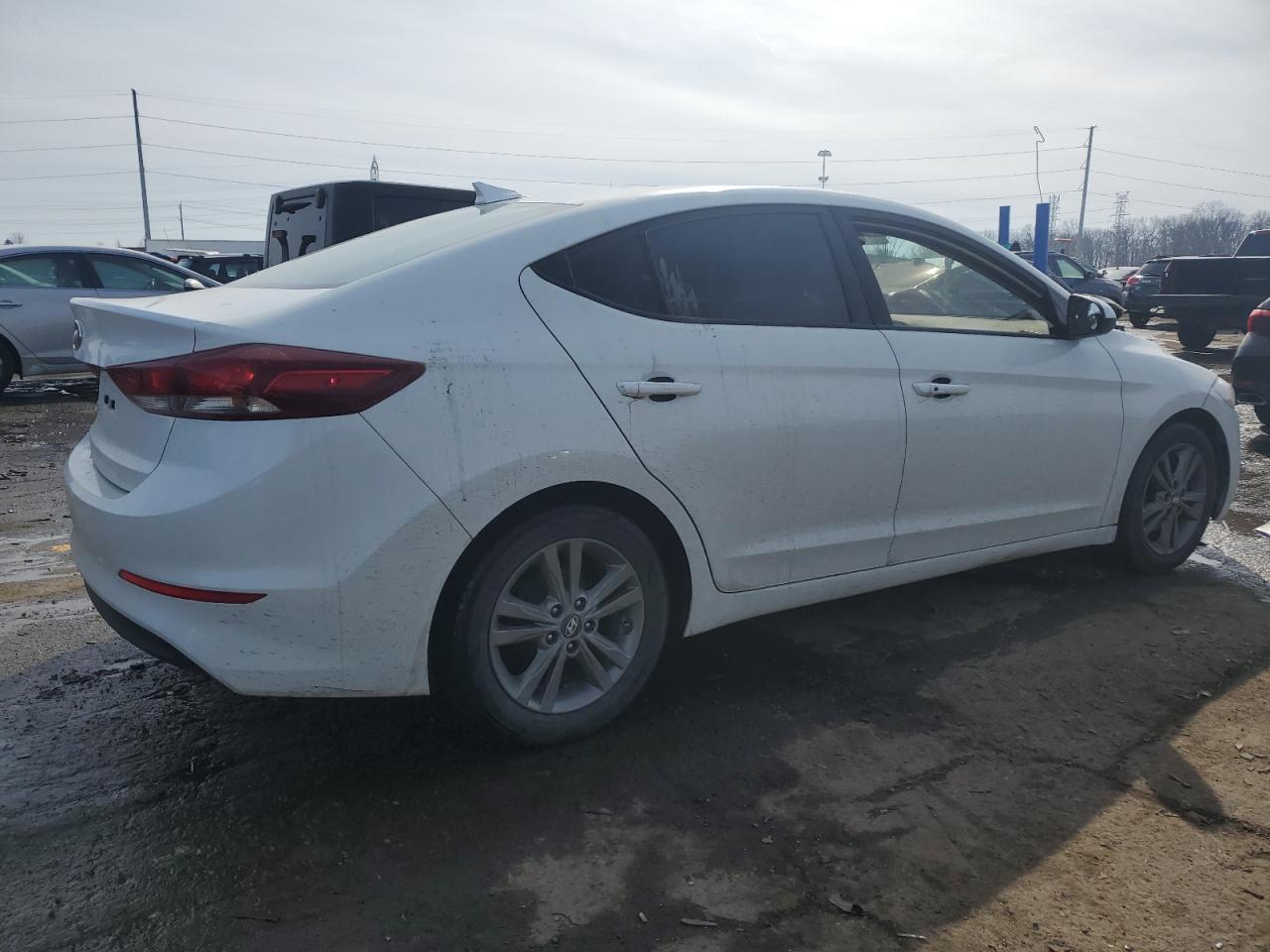 2017 HYUNDAI ELANTRA SE - Фото 3
